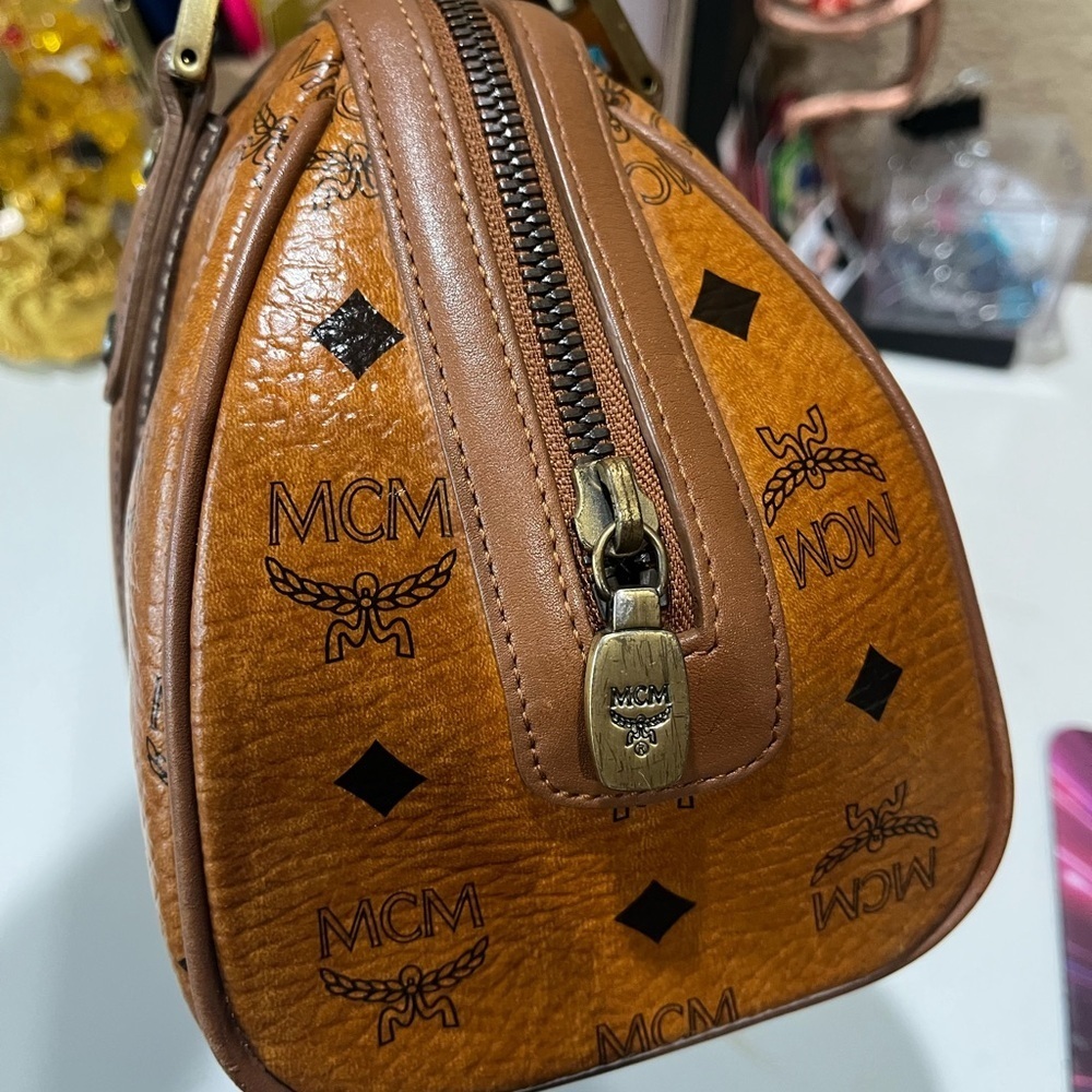 MCM COGNAC VISETOS VINTAGE HANDBAG - Picture 3 of 16